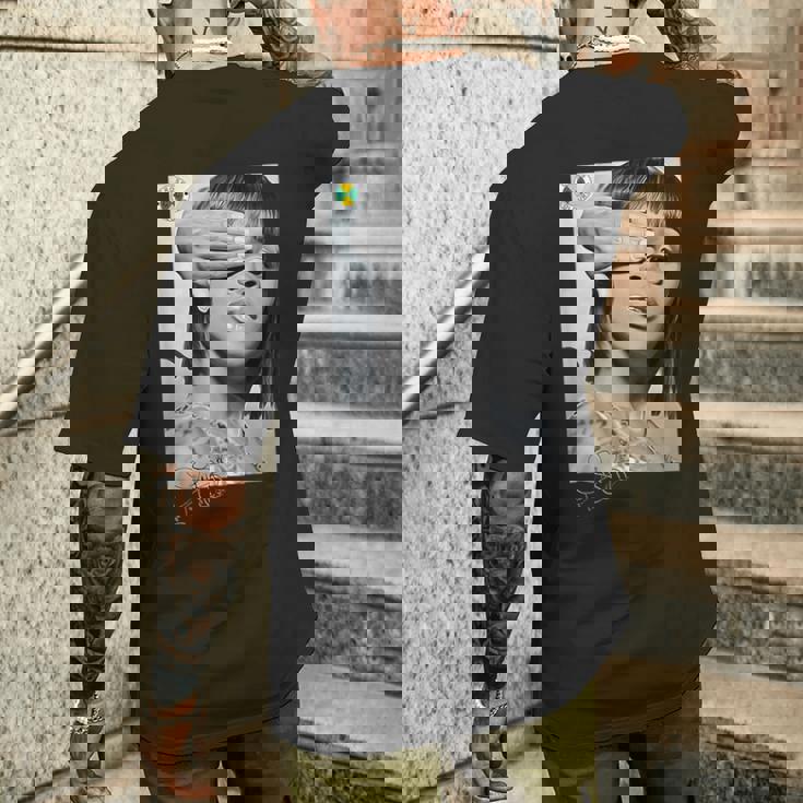 Lisa Left Eye Lopes Legacy メンズTシャツ バックプリント 彼への贈り物