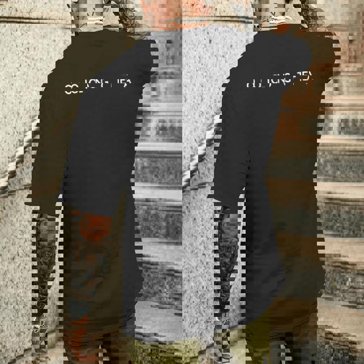 Oolong Tea Lovers コンテンポラリーフォント 中国茶屋デザイン メンズTシャツ バックプリント 彼への贈り物