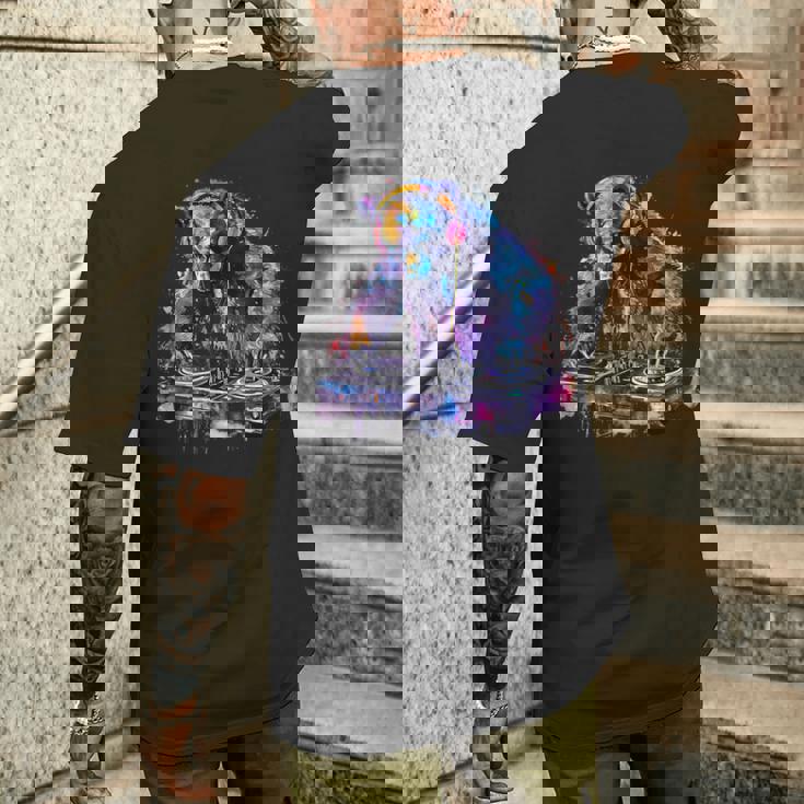 くま Dj ビートメーカー ターンテーブル Dj くま ダンス 音楽 熊の恋人 メンズTシャツ バックプリント 彼への贈り物