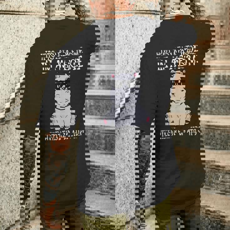 カバはすごいだから私はカバの面白いカバだ メンズTシャツ バックプリント 彼への贈り物