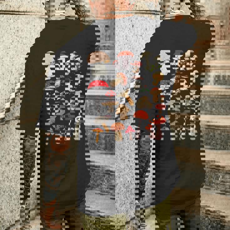 キッズ キノコ コラージュ 菌類 メンズTシャツ バックプリント 彼への贈り物