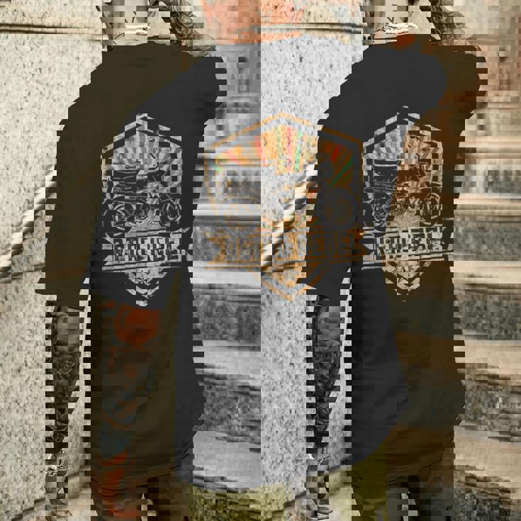 ダックス 原付 オートバイ レトロ 反乱 日本 クラシック メンズTシャツ バックプリント 彼への贈り物