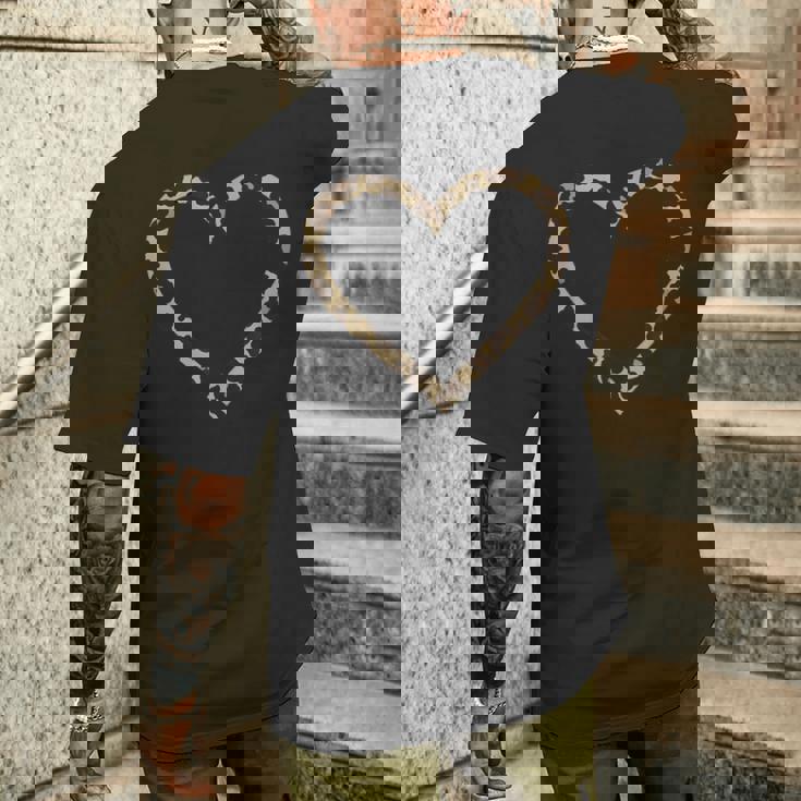 ヒョウ柄のハート メンズTシャツ バックプリント 彼への贈り物