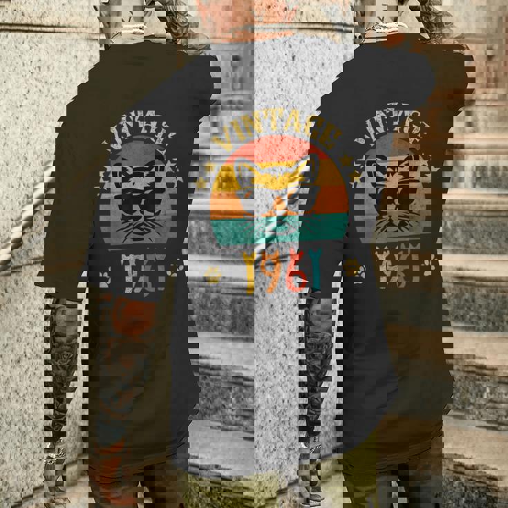 ビンテージファニーキャットシャツ 誕生日プレゼント 1961 メンズ レディース 65歳 メンズTシャツ バックプリント 彼への贈り物