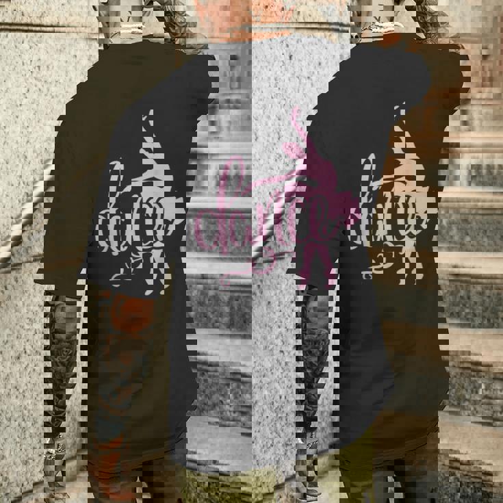 ピンクのバレエダンサー、スクリプトダンスレタリングデザイン。 メンズTシャツ バックプリント 彼への贈り物