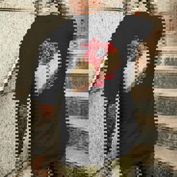 ベリー入りチーズケーキ メンズTシャツ バックプリント 彼への贈り物