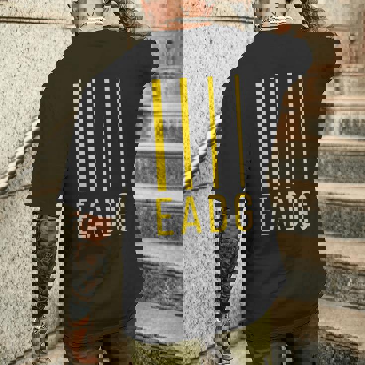 ベースプレーヤーギタリスト Eadg 4弦ベースギター メンズTシャツ バックプリント 彼への贈り物