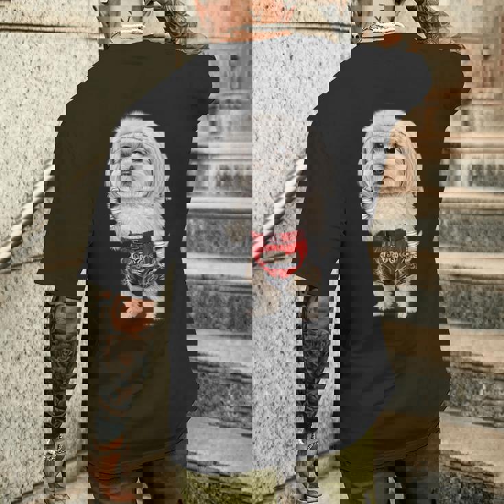 ムエタイキックボクシングチャンピオンとしてのマルチーズドッグ メンズTシャツ バックプリント 彼への贈り物