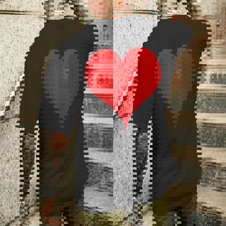 大きな赤いハート メンズTシャツ バックプリント 彼への贈り物