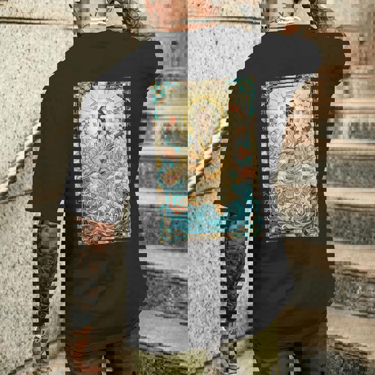 日本神話 音楽 女神弁財天 ステンドグラス メンズTシャツ バックプリント 彼への贈り物