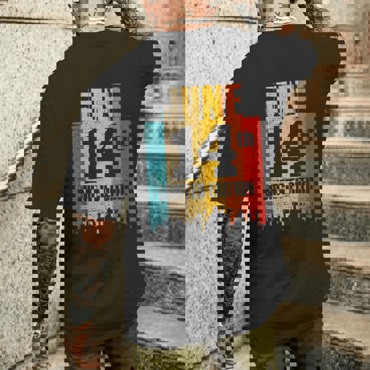 誕生日 6 月 14 日 レトロ ヴィンテージ メンズTシャツ バックプリント 彼への贈り物