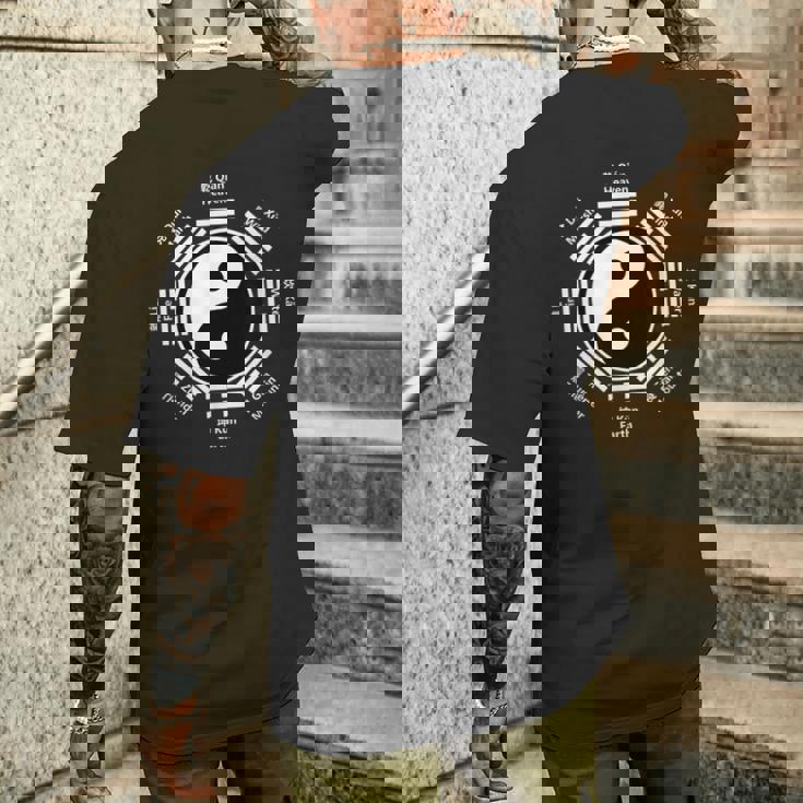 陰陽中国太極拳ギフト風水八卦カンフー メンズTシャツ バックプリント 彼への贈り物