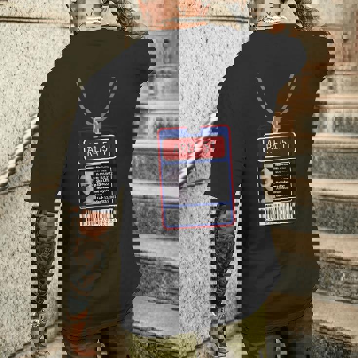 面白いfエリア 51 宇宙人 Idパス ハロウィンコスチューム メンズTシャツ バックプリント 彼への贈り物