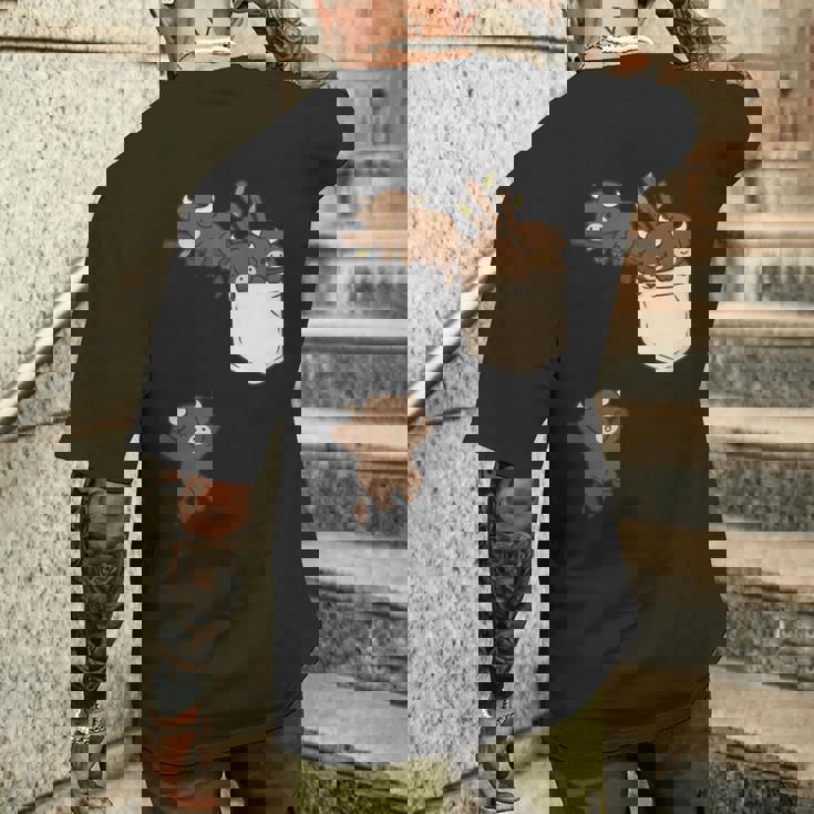 面白いバッファローバイソンかわいい遊び。 メンズTシャツ バックプリント 彼への贈り物