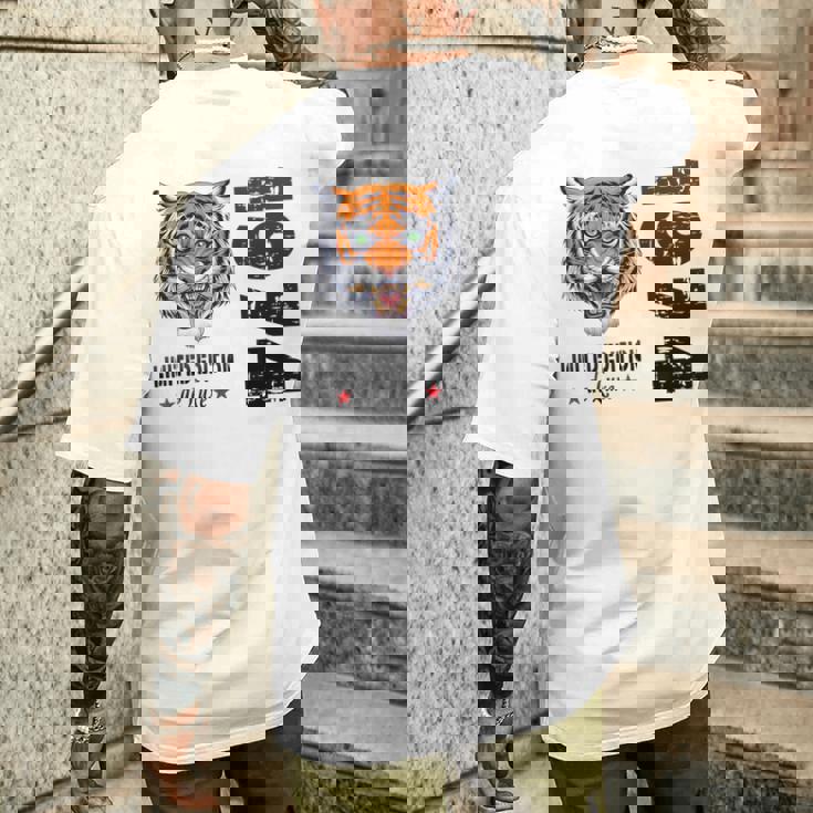 1974年生まれ、1974年限定版誕生 メンズTシャツ バックプリント 彼への贈り物