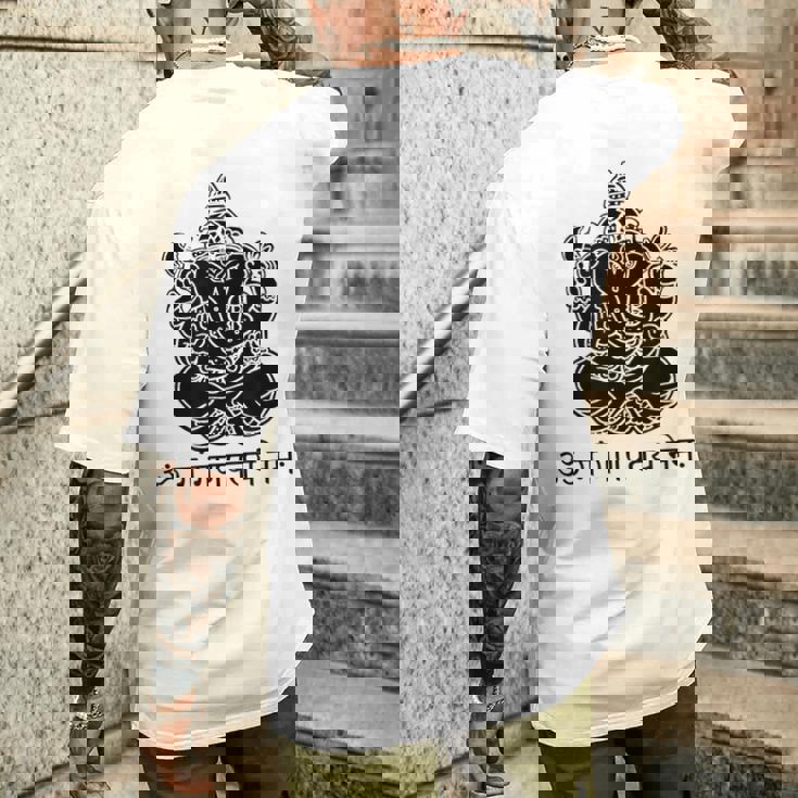 ガネーシュtシャツ サンスクリット語 ガネーシャマントラ メンズTシャツ バックプリント 彼への贈り物