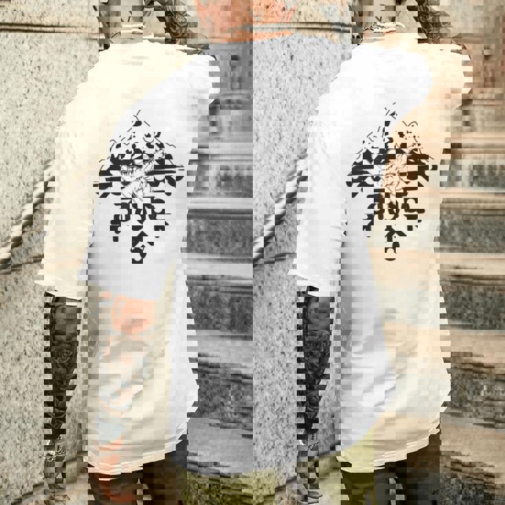 スノーボード スノボ スノーフレーク メンズTシャツ バックプリント 彼への贈り物