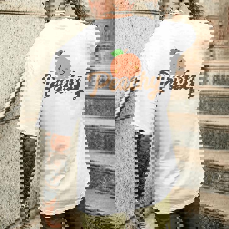 桃 かわいい 可愛い 服 桃 イラスト メンズTシャツ バックプリント 彼への贈り物