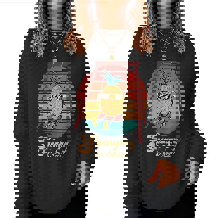 スイング パイナップル スイング クール 面白い フルーツ 男性 女性 子供 Pineapple レディーススウェットシャツ