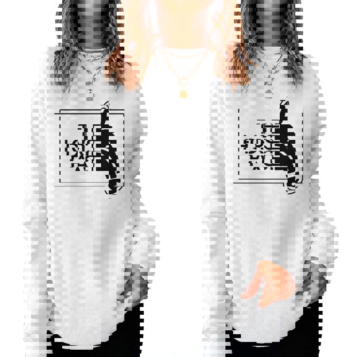 【バックプリント・背中側】ザ・ホース・フェイス The Horse Face 午年 馬 2026 パロディ 長袖tシャツ レディーススウェットシャツ