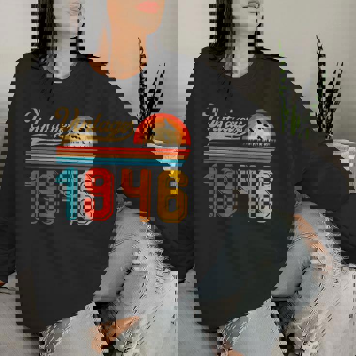 80歳の誕生日プレゼント 80歳 男性 女性 レトロ ヴィンテージ 1946 レディーススウェットシャツ 彼女への贈り物