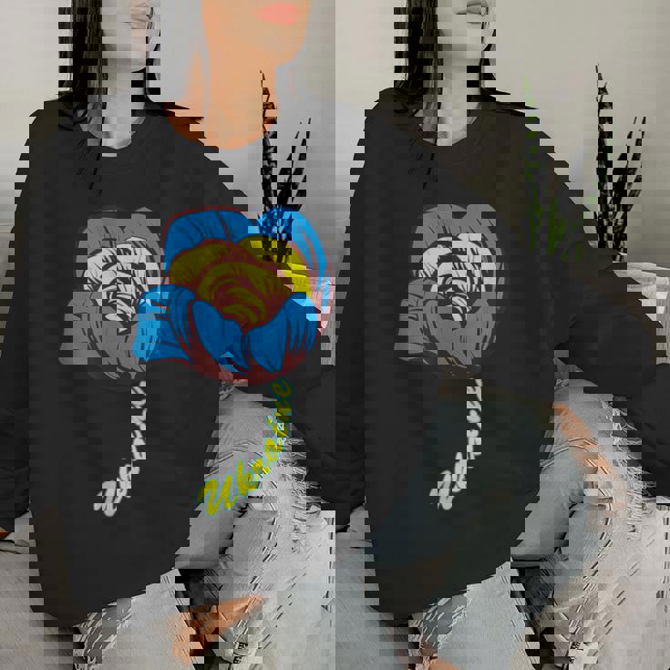 ウクライナ バラの花 旗 フリー ウクライナ応援 ウクライナ レディーススウェットシャツ 彼女への贈り物