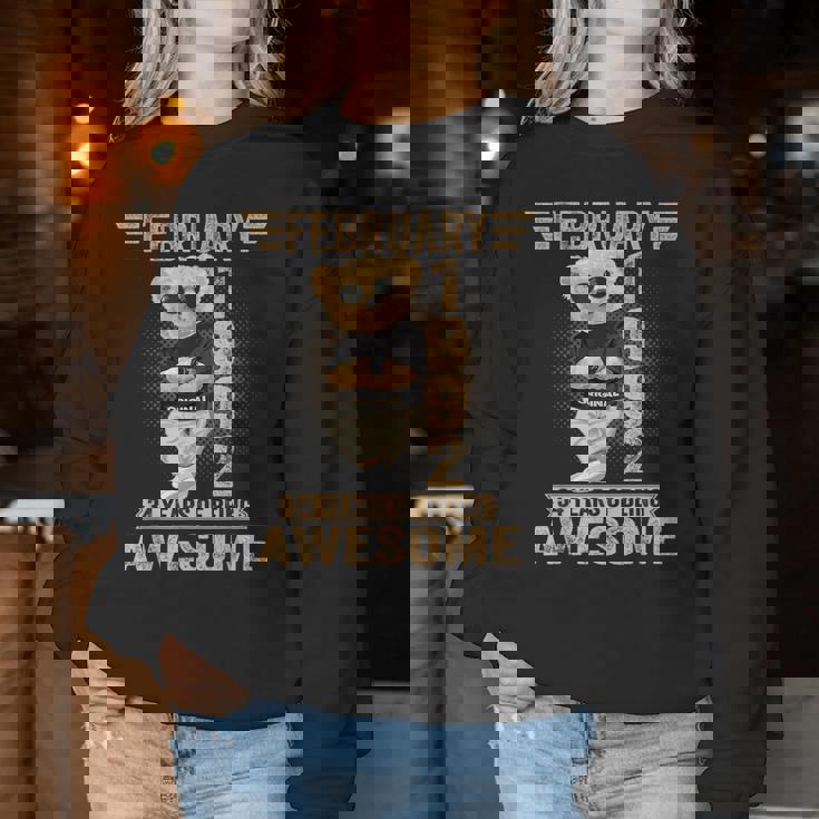 1992年2月34歳の誕生日男性と女性のための素晴らしいテディベア。 レディーススウェットシャツ 面白い贈り物