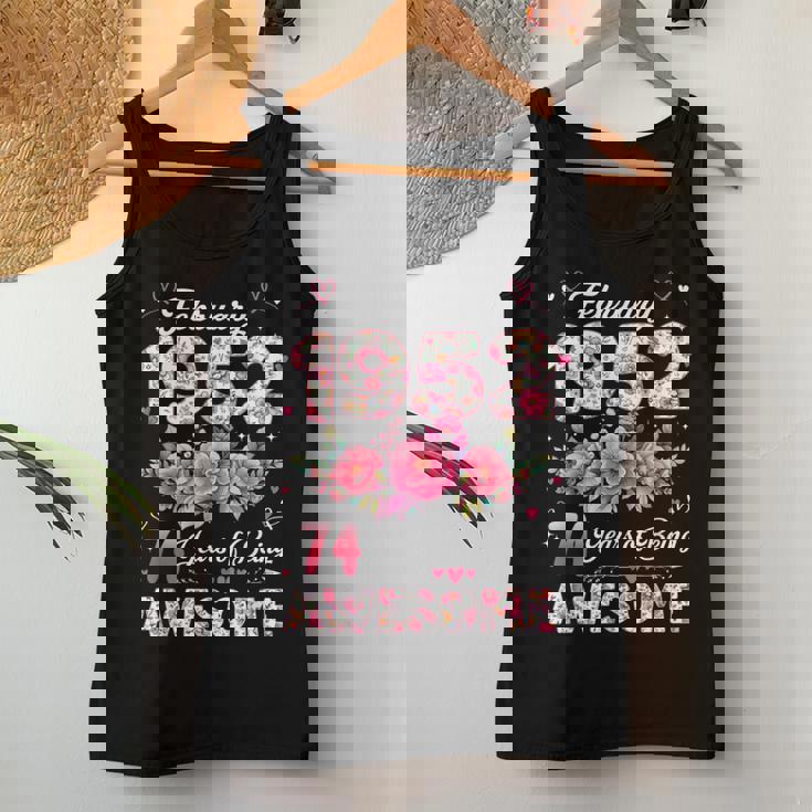 74歳 1952年2月 花柄 74歳 誕生日 男性 女性 レディースタンクトップ 面白い贈り物