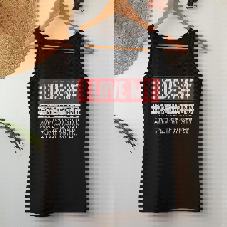 I Love My Girlfriend And Yes This Is A- From Her レディースタンクトップ 面白い贈り物