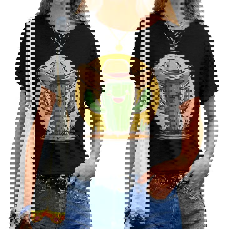 Cactus Cool Avec Chapeau De Cowboy Brille Dans Les Tenues T-shirt femme