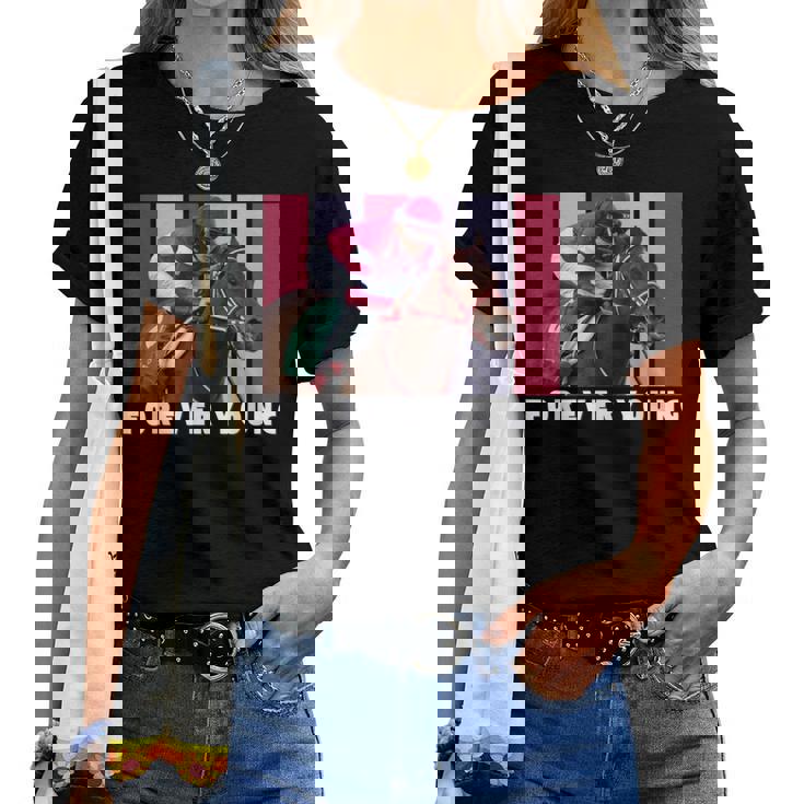 Forever Young Horse、競馬、デルマール、サンタアニタ レディースTシャツ