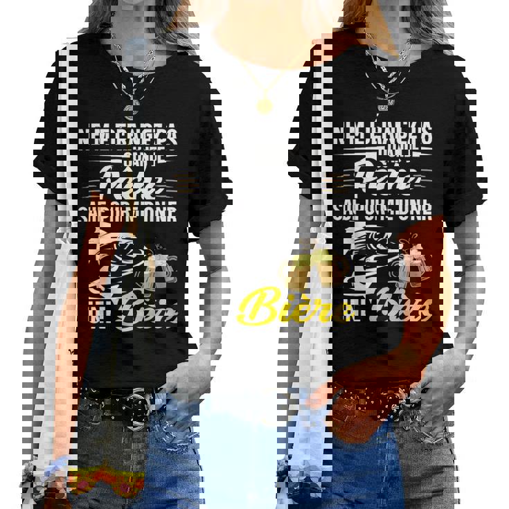 Ne Me Dérangez Je Pêche Me Donner Une Bière Pêcheur T-shirt femme