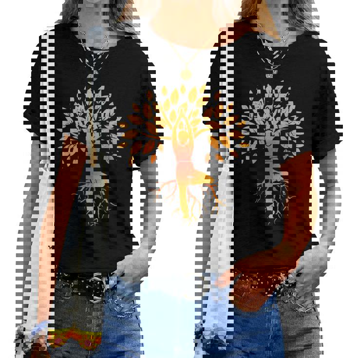 ヨガツリー 女性 男性 瞑想 レディースTシャツ