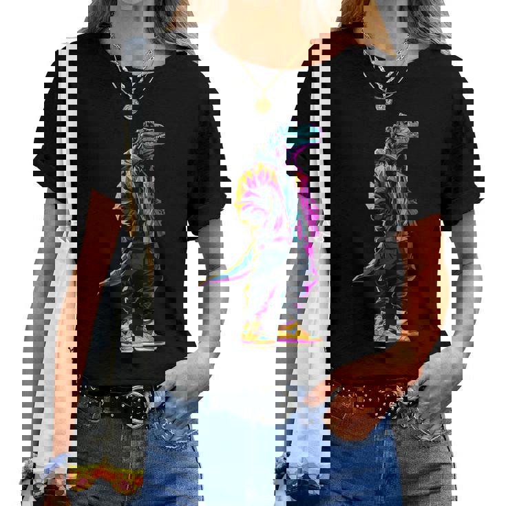 恐竜 漫画 かわいい かわいい かっこいい モチーフ 男性 女性 T-Rex レディースTシャツ