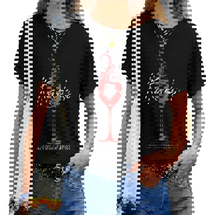 還暦祝い ワイン好き 酒好き 父 母 男性 女性 60歳お祝い Aged With Grace And Wine レディースTシャツ