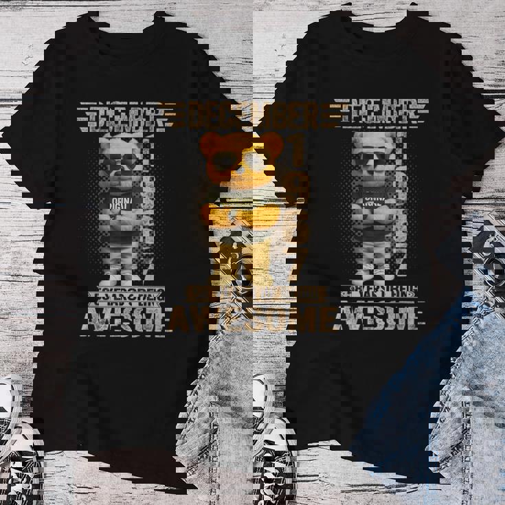 58歳 1967年12月 テディベア 58歳 誕生日 男性 女性 レディースTシャツ 面白い贈り物