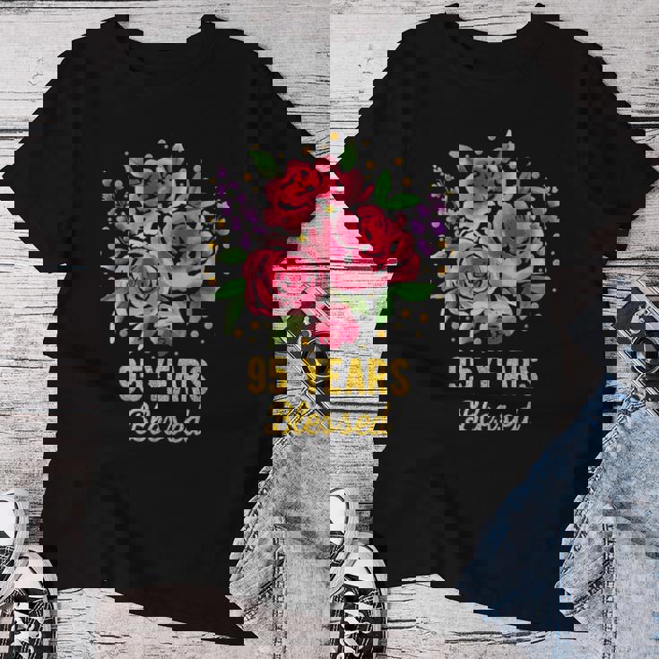 95歳 祝福されたかわいいバラの花 95歳 95歳の誕生日 レディースTシャツ 面白い贈り物