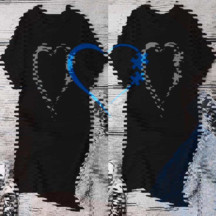 Autism Autism Awareness Autism Mom Love レディースTシャツ 面白い贈り物