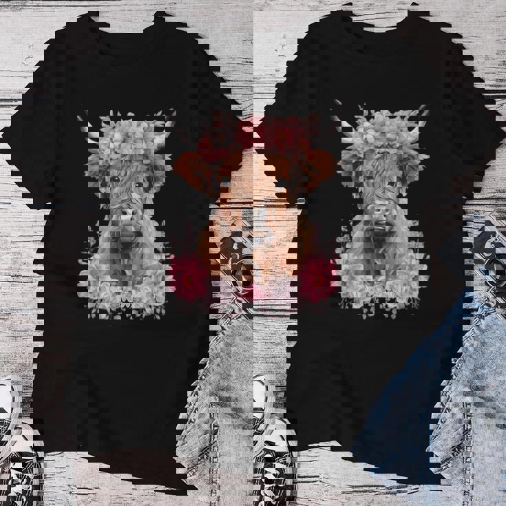 Cute Baby Highland Cow With Flowers Calf Animal Cow Women Women T-shirt Unique Gifts