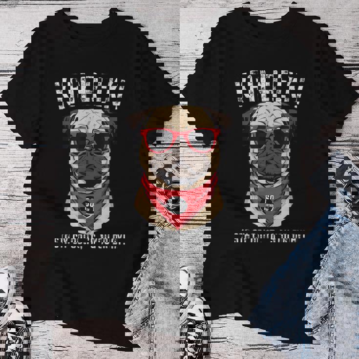 還暦祝い 犬 パグ サングラス 父 男性 女性 母 犬好き 還暦 お祝い 60歳 おもしろ おもろい レディースTシャツ 面白い贈り物