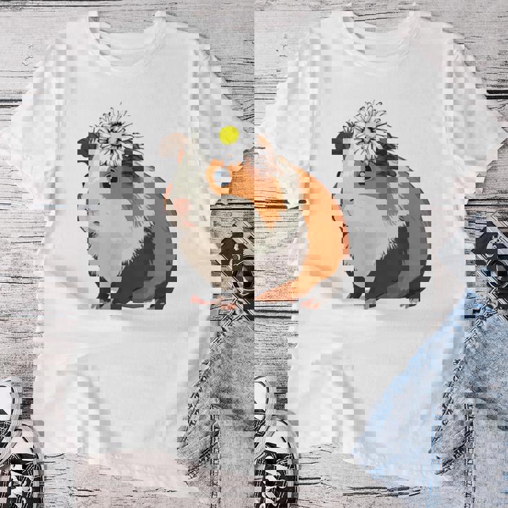 モルモットの花、モルモットの花 レディースTシャツ 面白い贈り物