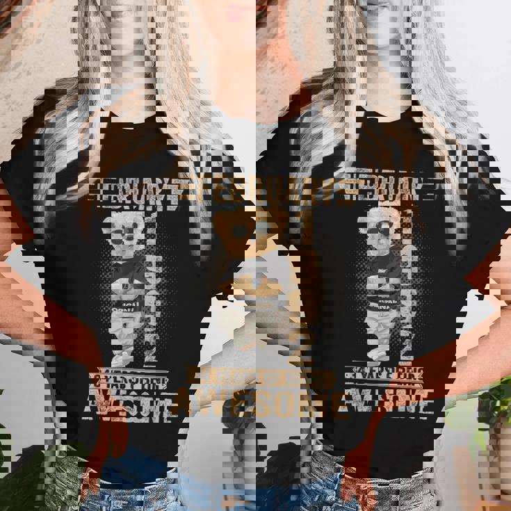 1992年2月34歳の誕生日男性と女性のための素晴らしいテディベア。 レディースTシャツ 彼女への贈り物