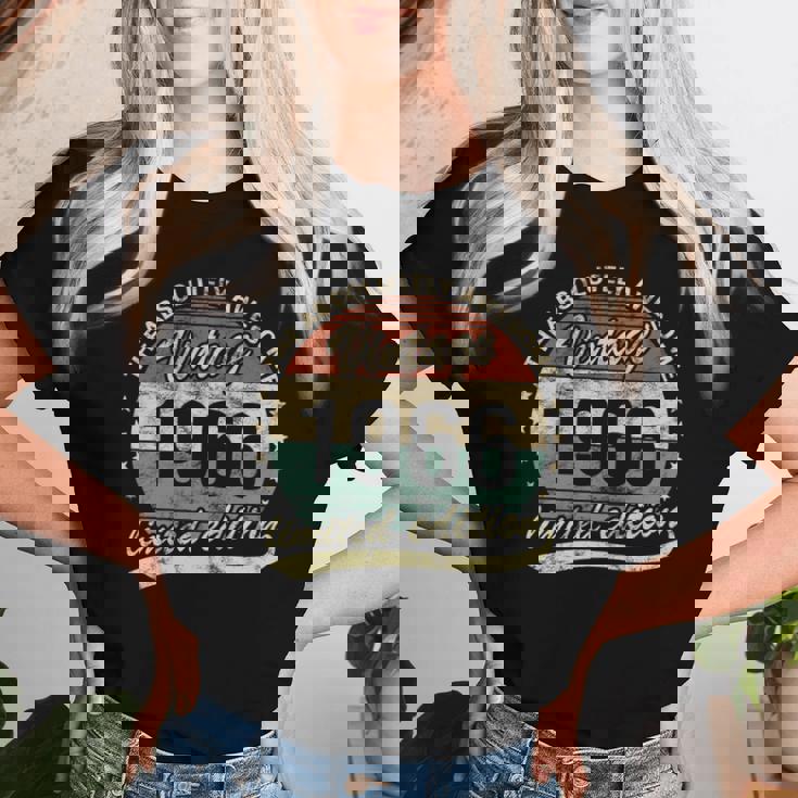 60歳の誕生日 1966年 絶対的に素晴らしいヴィンテージ 男性 女性 長袖tシャツ レディースTシャツ 彼女への贈り物