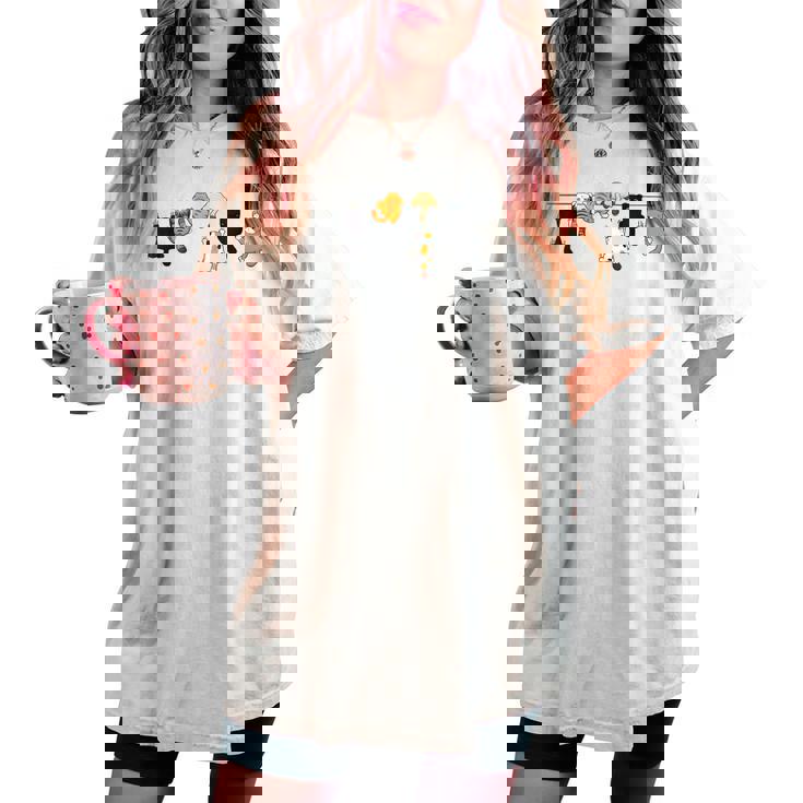 猫 ぶら下がり かわいい ネコ 面白い ペット ネコ好き 猫のお母さん 猫のお父さん 動物好き キャットラバー レディースオーバーサイズコンフォートTシャツ