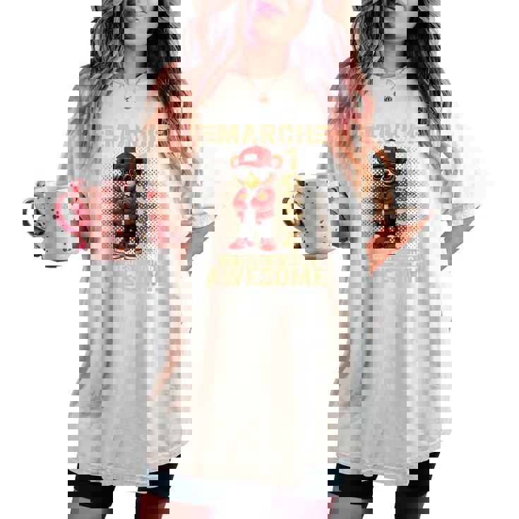 3月 72歳の誕生日 男性 女性 1954年 素晴らしいテディベア レディースオーバーサイズコンフォートTシャツ