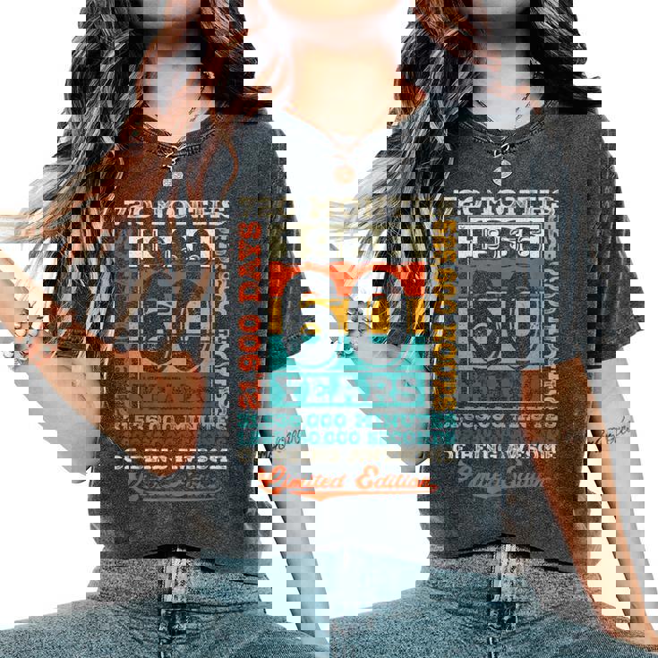 ヴィンテージ 1966 ギフト 男性 女性 長寿祝い 1966年生まれ 還暦祝い ユニークな誕生日プレゼント レディースオーバーサイズコンフォートTシャツ