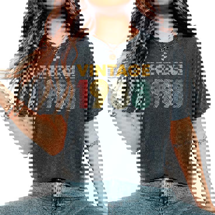 ヴィンテージ 1988 38歳の誕生日プレゼント 男性 女性 38歳 レディースオーバーサイズコンフォートTシャツ ヴィンテージ 1988 38歳の誕生日プレゼント 男性 女性 38歳 レディースオーバーサイズコンフォートTシャツ