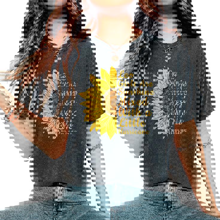 獅子座 ひまわり 花 恋人 7月8月誕生日 レディースオーバーサイズコンフォートTシャツ 獅子座 ひまわり 花 恋人 7月8月誕生日 レディースオーバーサイズコンフォートTシャツ