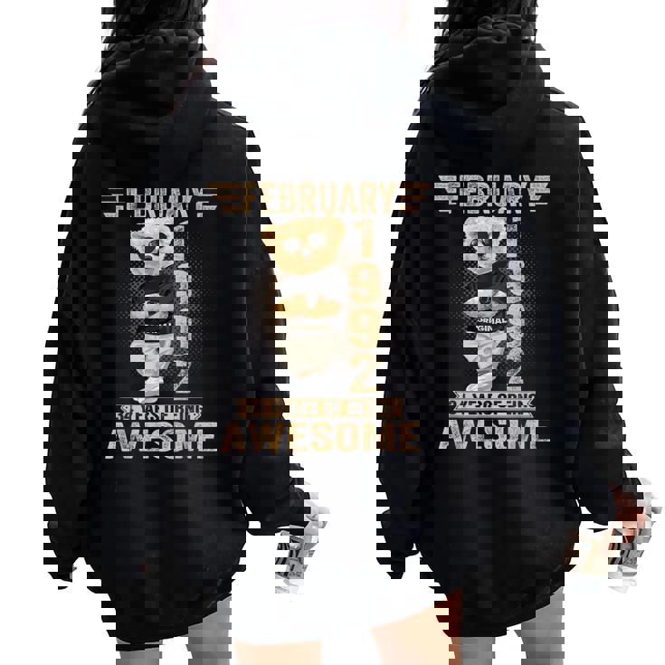 1992年2月34歳の誕生日男性と女性のための素晴らしいテディベア。 レディース オーバーサイズ パーカー バックプリント