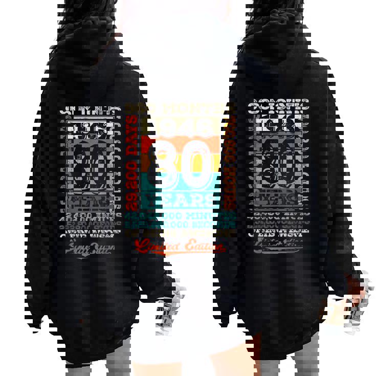 ヴィンテージ 1946 ギフト 男性 女性 長寿祝い 1946年生まれ 傘寿祝い ユニークな誕生日プレゼント レディース オーバーサイズ パーカー バックプリント